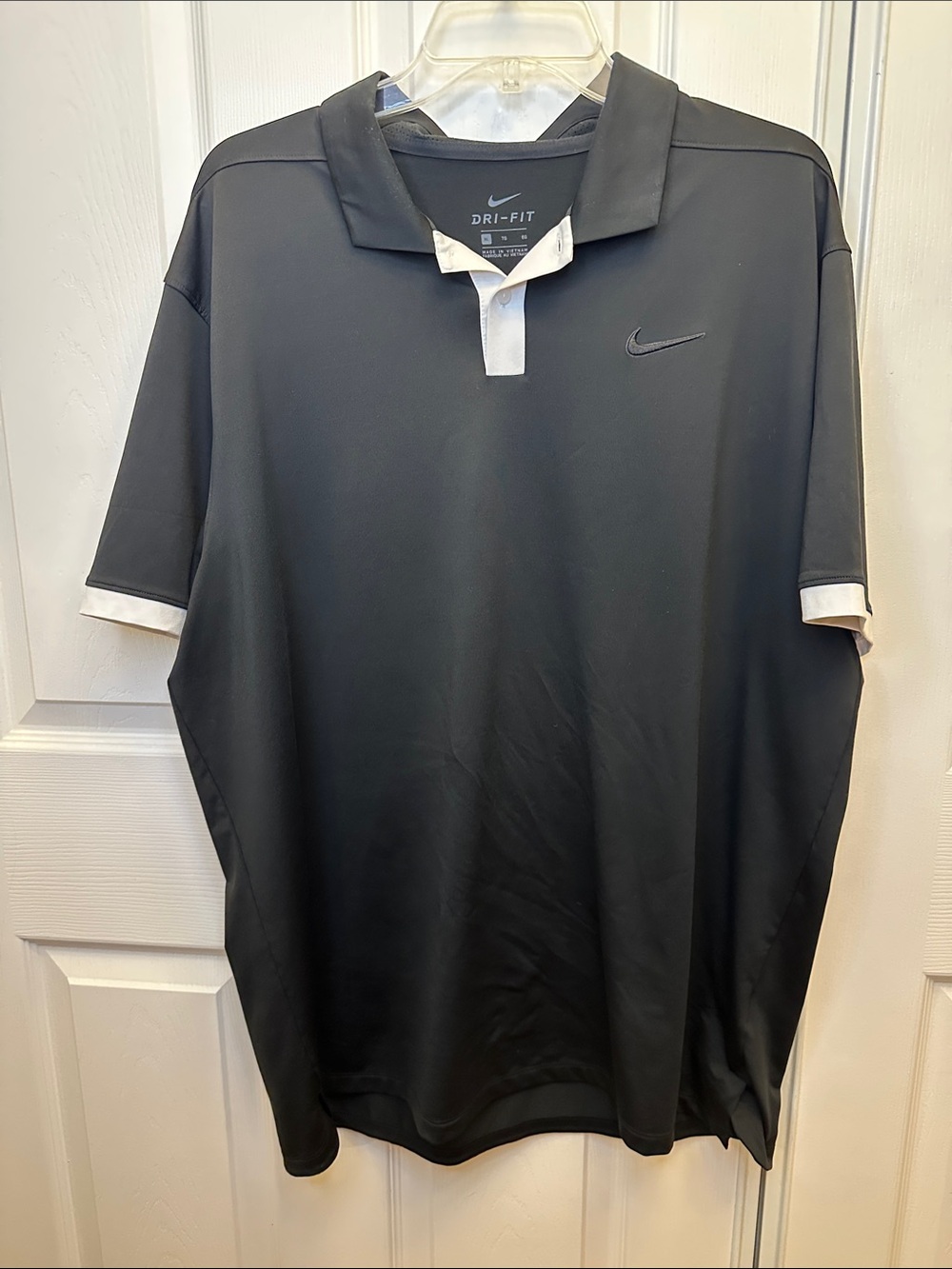 Nike Men’s Black Polo with White Trim Poly Spandex Blend comfort - Picture 3 of 8